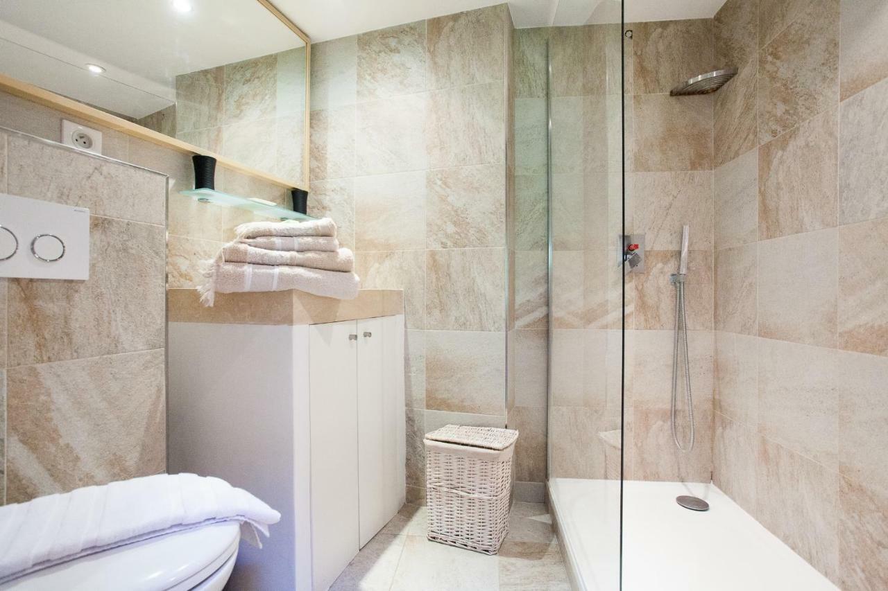 Superbe Appartement Loft Vieil Antibes Exteriör bild