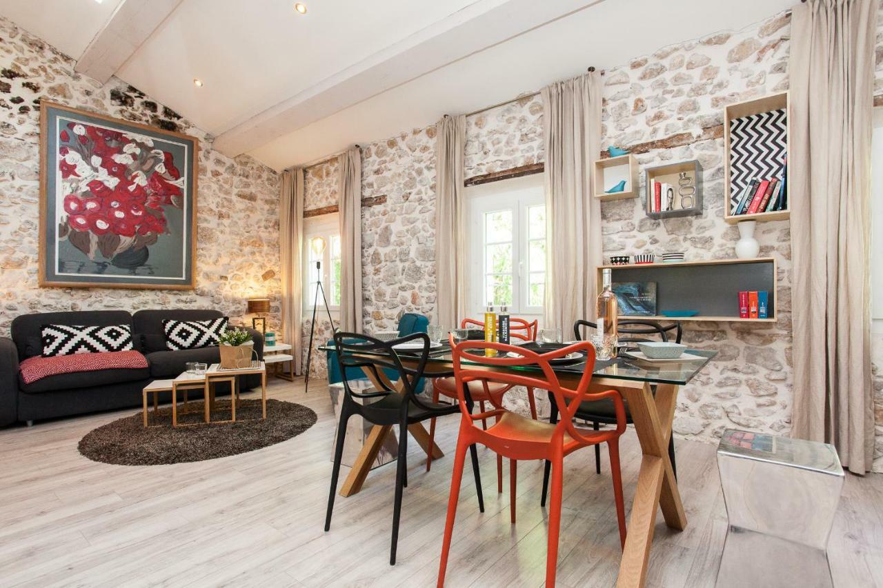 Superbe Appartement Loft Vieil Antibes Exteriör bild